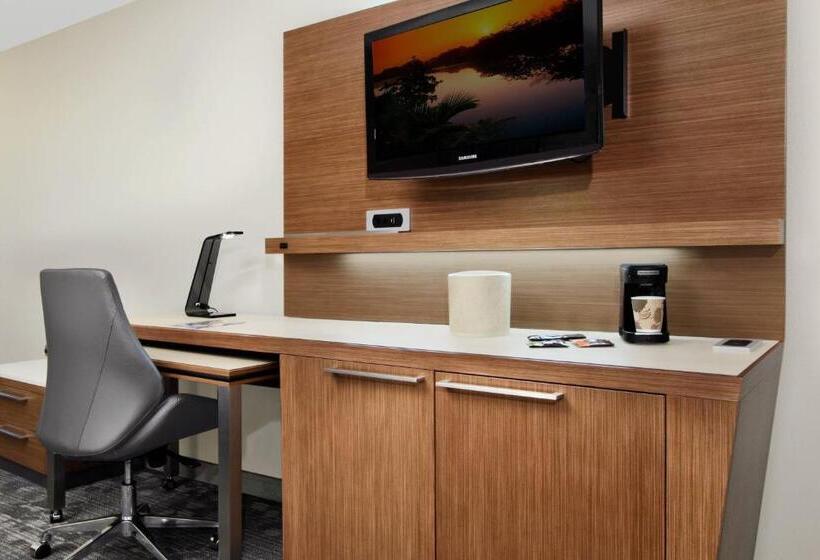 חדר סטנדרט עם מיטת קינג, Courtyard By Marriott Cocoa Beach Cape Canaveral