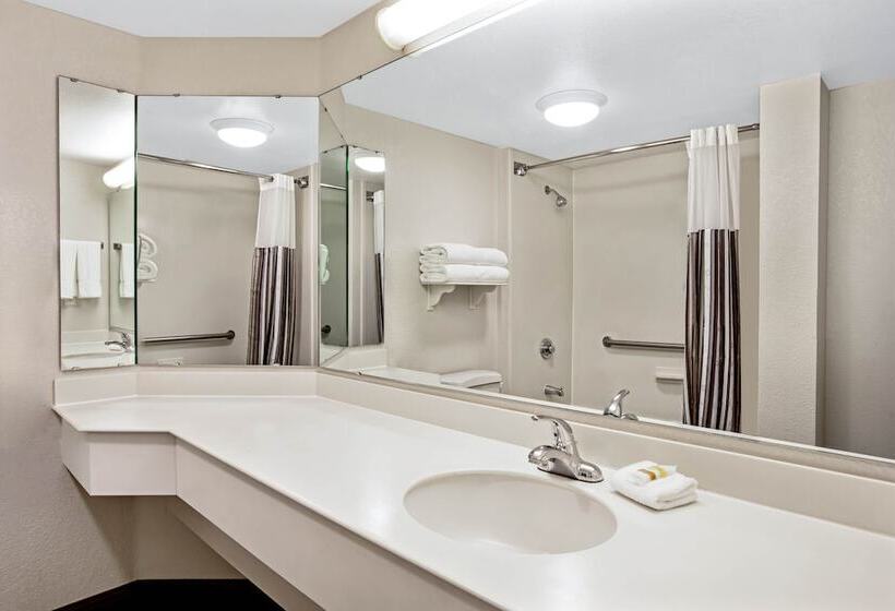 스탠다드 룸 더블 침대 2개, La Quinta East Deerfield Beach   Boca Raton