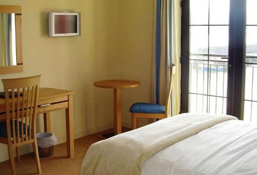 스탠다드 룸, Pier Head Hotel Spa & Leisure