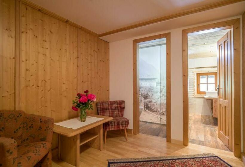 Апартаменты 1 Спальня с Балконом, Ferienwohnungen Gästehaus Altginzling