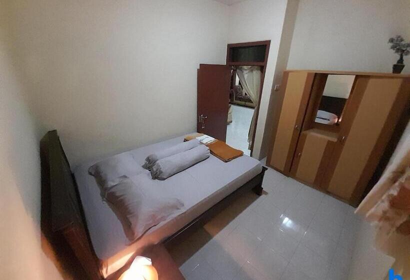Номер Стандарт, Marry Ind Gunung Kawi Guest House Malang