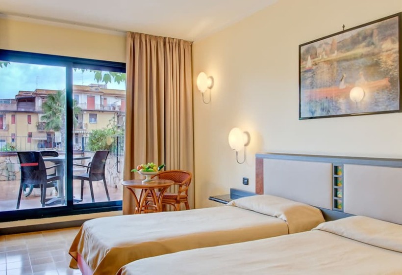 Deluxe Room with Balcony, Caesar Palace