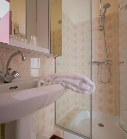 Номер Стандарт Вид на Море, Hôtel L Albatros