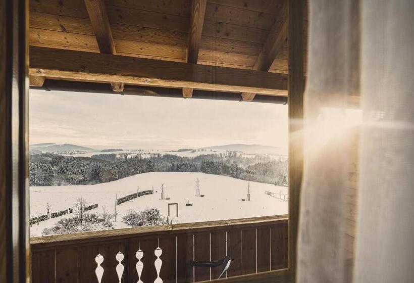 Номер Стандарт Вид на Сад, Landrefugium Obermüller Spa & Naturresort 4,5 Sterne