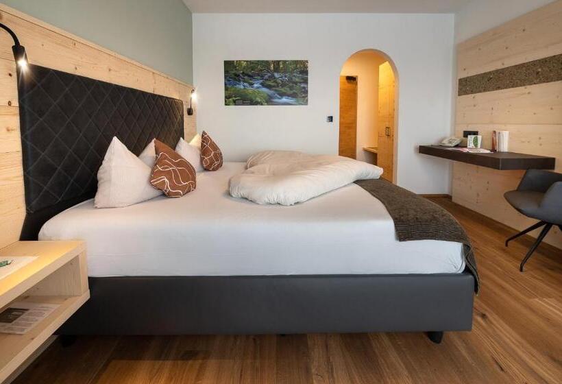 Номер Стандарт Вид на Сад, Landrefugium Obermüller Spa & Naturresort 4,5 Sterne
