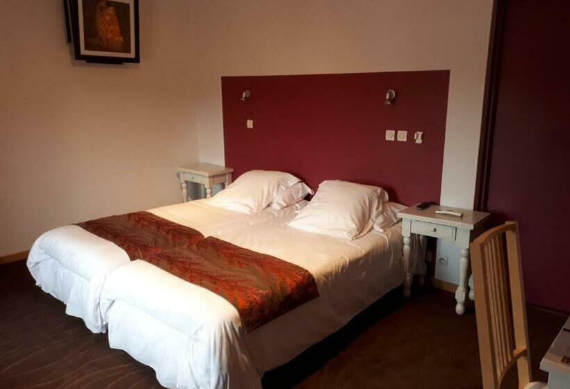 Номер Стандарт, Logis Hôtel & Spa Le Saint Antoine