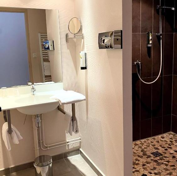 Номер Стандарт, Logis Hôtel Des Deux Forts