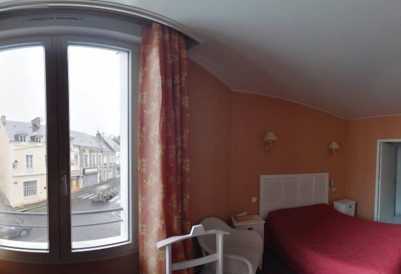 Номер Стандарт Трехместный, Logis Le Bretagne