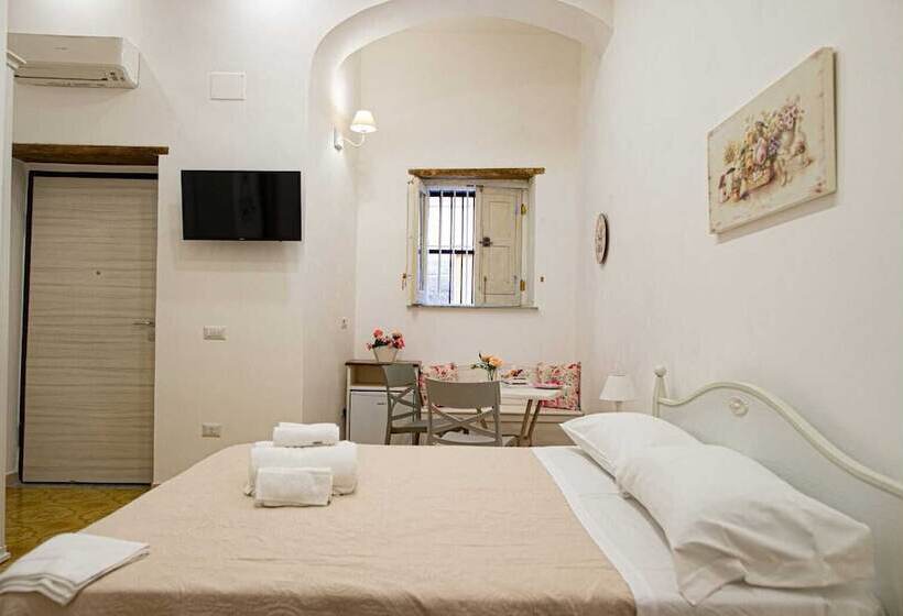 Номер Стандарт, B&b Al Portone