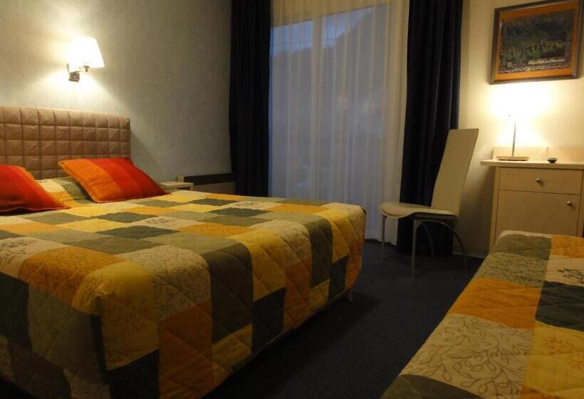 Семейный Номер, Hôtel Princess