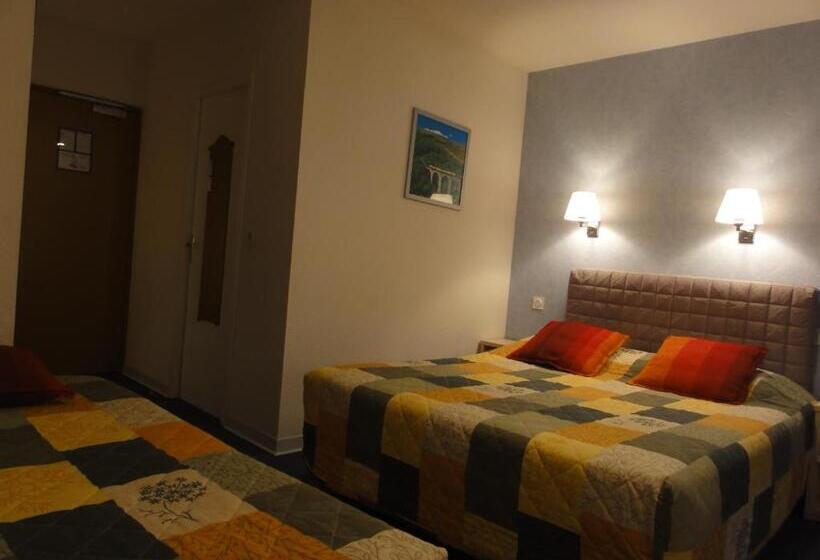 Семейный Номер, Hôtel Princess