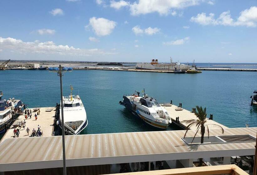 اتاق خانوادگی, Beb Al Porto Da Joseph
