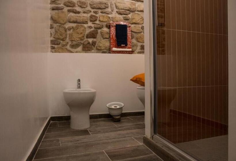 Номер Стандарт, Residenza La Corte Assisi
