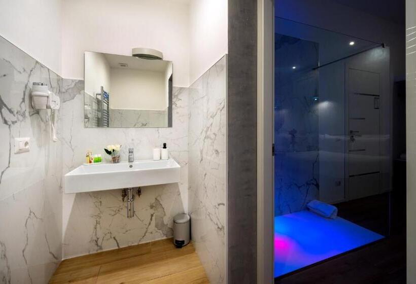 اتاق استاندارد با بالکن, Le Marinelle Trani B&b