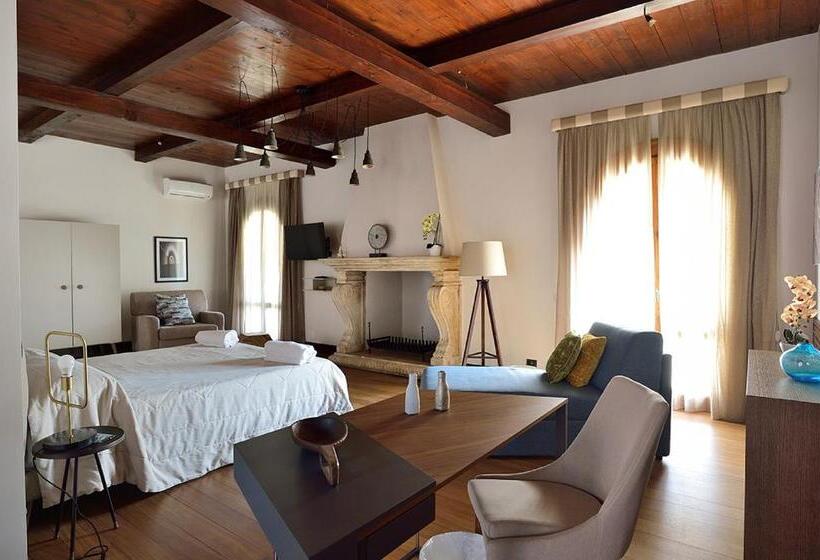 Полулюкс Повышенной Комфортности, Casarealia
