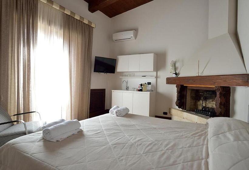 Номер Стандарт, Casarealia
