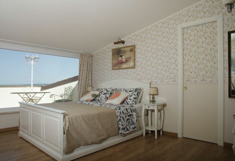 스위트, The White Villa