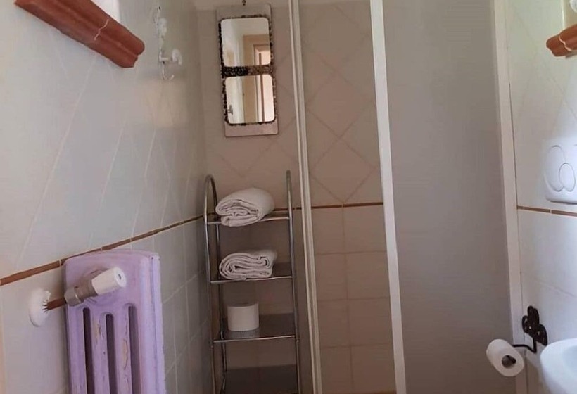 スタンダードルーム, Monte Degli Elci B&b