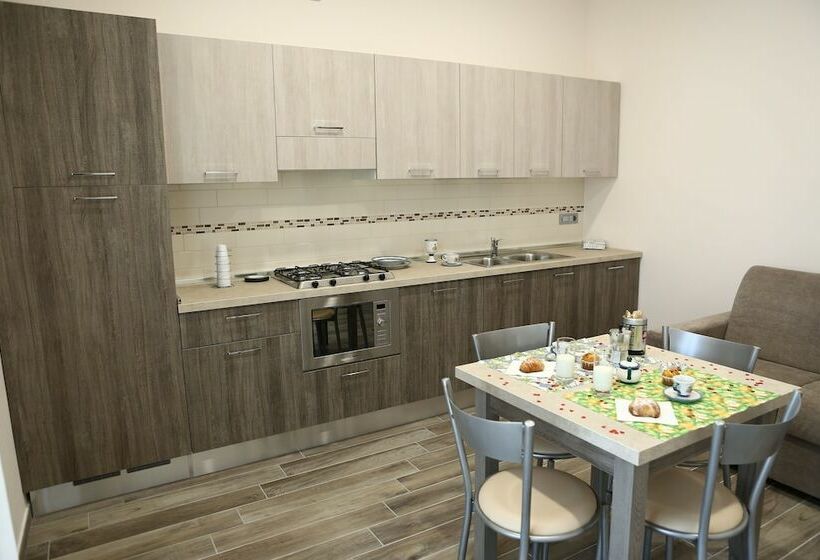 شقة أساسية غرفة واحدة, Villa Magiola