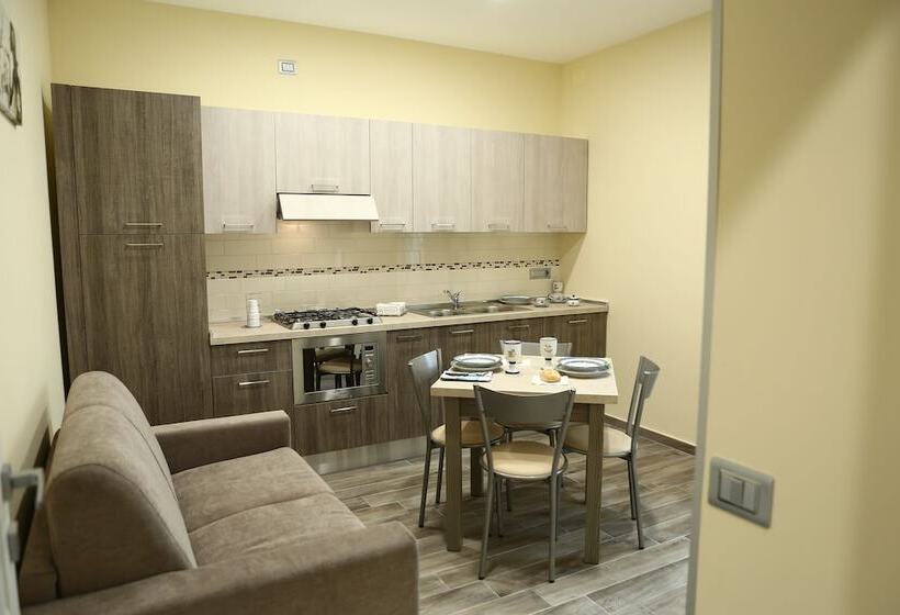 شقة أساسية غرفة واحدة, Villa Magiola