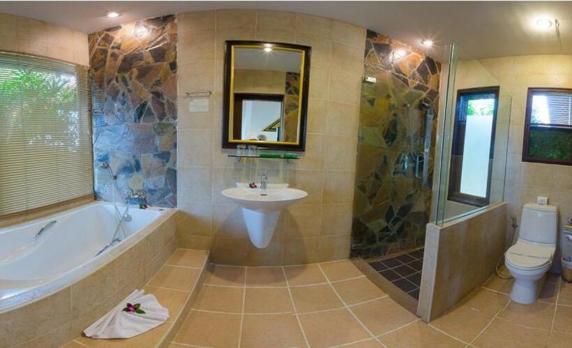 Номер Deluxe, Golden Pine Resort And Spa
