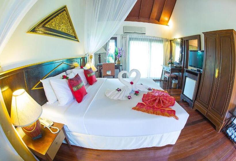Номер Deluxe, Golden Pine Resort And Spa