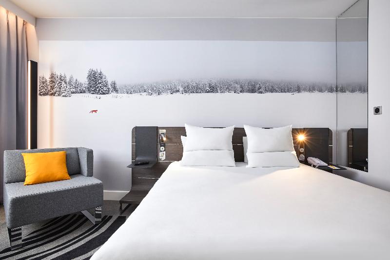 Номер Superior, Novotel Edinburgh Centre