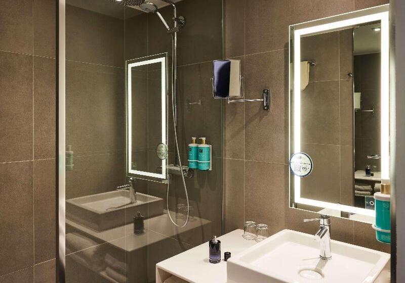 Номер Superior, Novotel Edinburgh Centre
