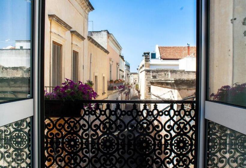 Номер Deluxe с Балконом, Residenza Santa Lucia B&b