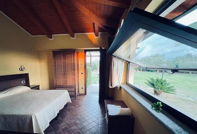 Номер Стандарт с Террасой, B&b Casale Pietrantica Tropea