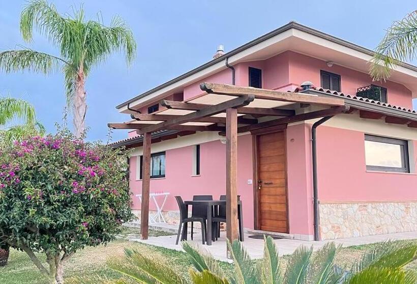 Апартаменты 1 Спальня Вид на Бассейн, B&b Casale Pietrantica Tropea