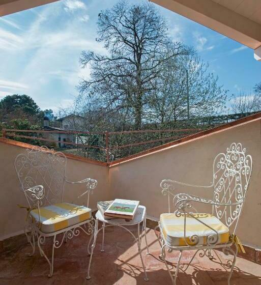 1 Bedroom Apartment Lake View, La Cucchetta