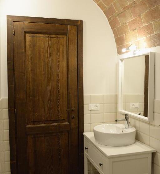 اتاق استاندارد, Bed & Breakfast Podere La Pace