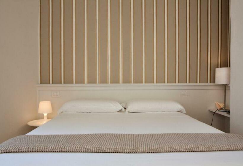 带海景的标准房, Porto Sole Rooms