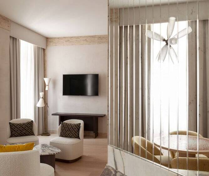 سوییت جونیور, Park Hyatt Milano