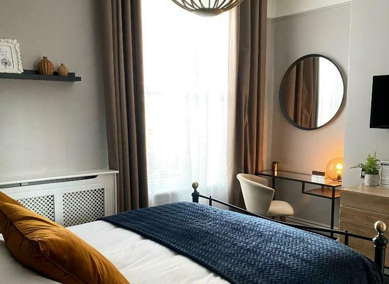 חדר סטנדרט עם מיטת קינג, Franklin Mount Boutique Guesthouse