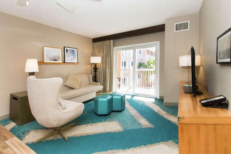 キングサイズベッドのスイートルーム, Doubletree Resort By Hilton Grand Key   Key West