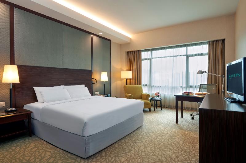 Номер Deluxe, Eastin Hotel Kuala Lumpur