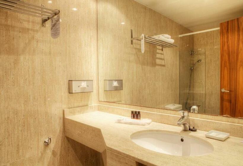 Студио Стандарт Вид на Бассейн, Sunway Playa Golf & Spa Sitges