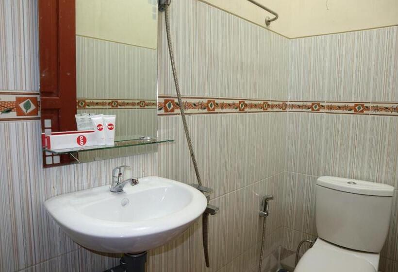 Номер Стандарт Индивидуальный, Reddoorz Syariah At D Rizs Homestay