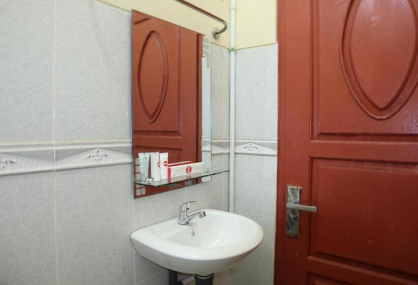 Семейный Номер Deluxe, Reddoorz Syariah At D Rizs Homestay