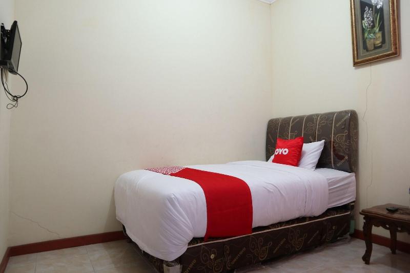 Pokój Standard Jednoosobowy, Reddoorz Syariah At D Rizs Homestay
