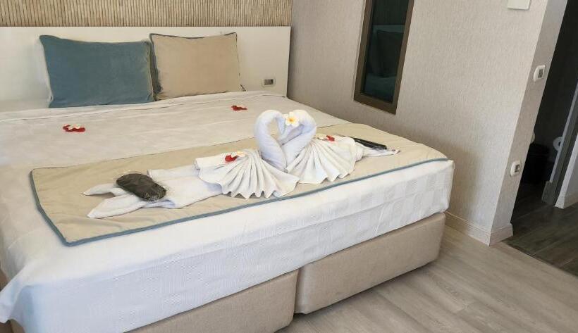 Номер Economy, The D Hotel Spa & Resort