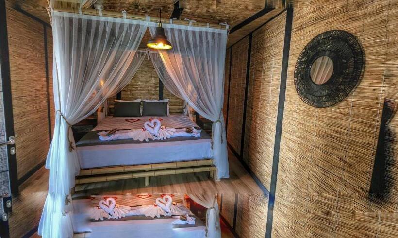 Бунгало Deluxe, The D Hotel Spa & Resort