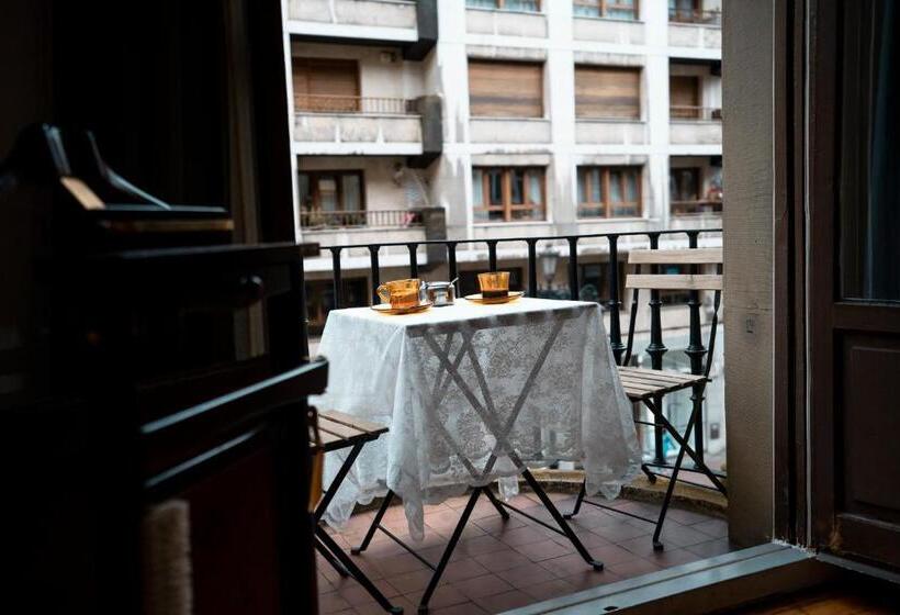 스탠다드 룸 공동 욕실, Hihome Hostel