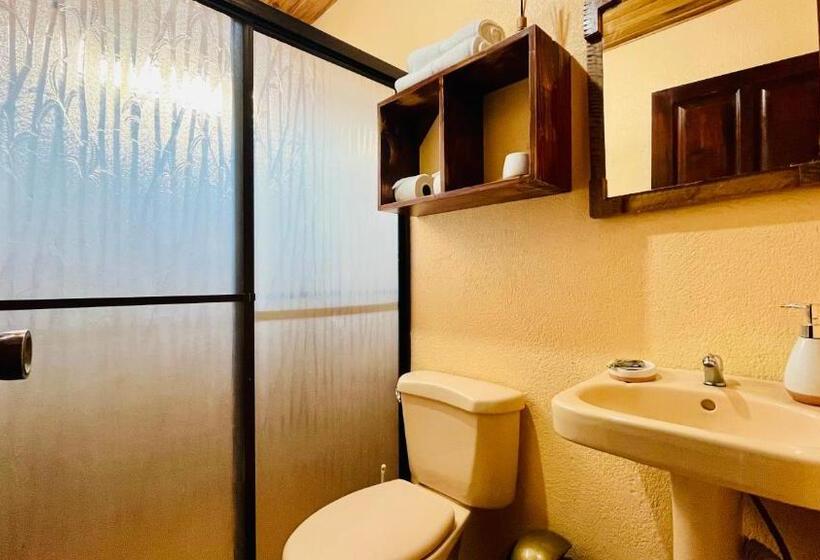 Дом 2 Спальни, Beautiful Casa Aire Near Lake Arenal In Nuevo Arenal   Casas Airelibre