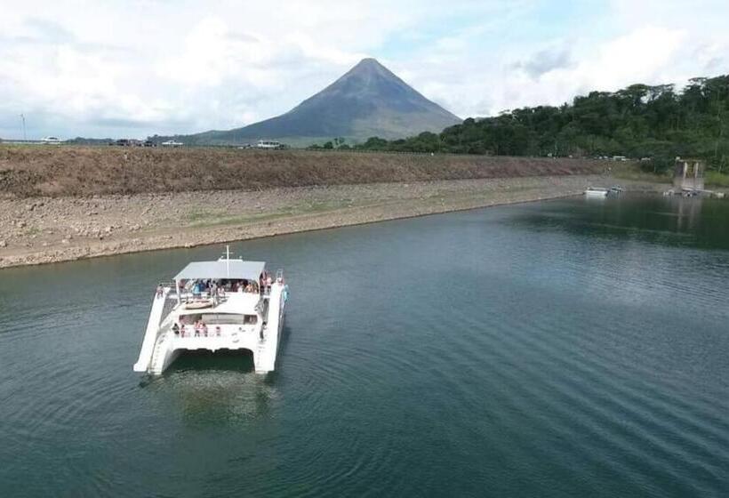 Дом 2 Спальни, Beautiful Casa Aire Near Lake Arenal In Nuevo Arenal   Casas Airelibre