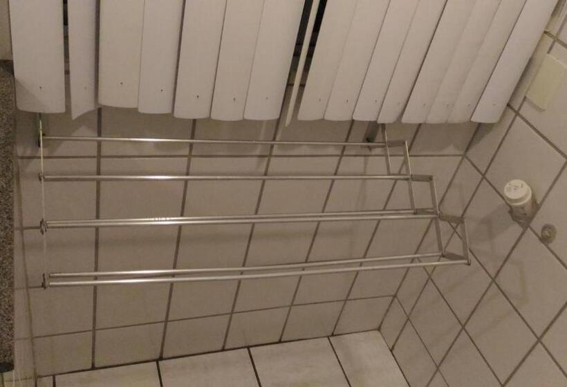 带1个卧室的带阳台的公寓, Apart Hotel Quartier Latin