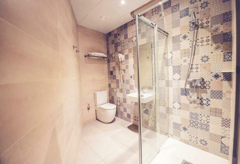 اتاق استاندارد یک نفره, Hostal Marlasca