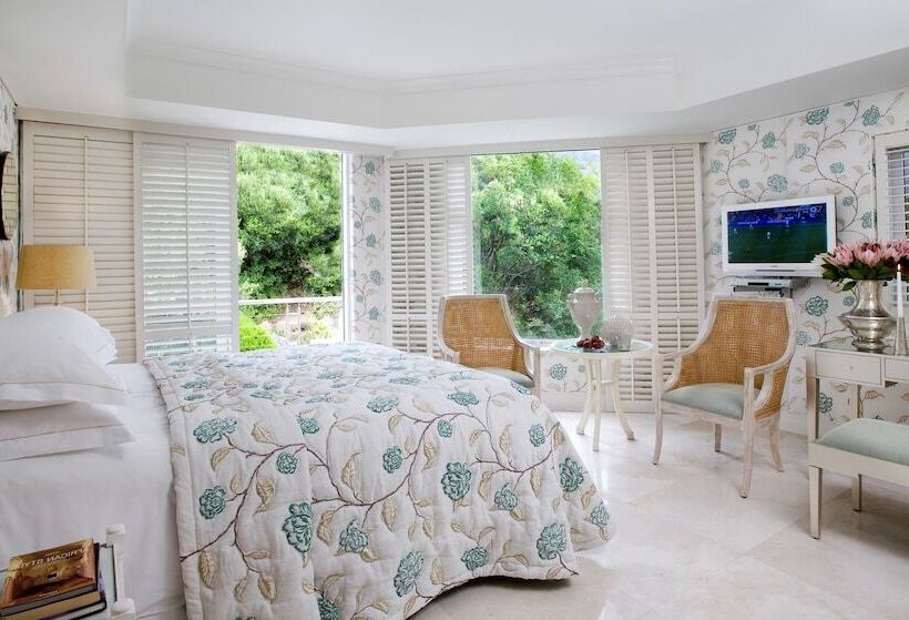 Номер Deluxe, Twelve Apostles Hotel & Spa